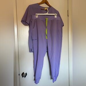 Figs Lavender Dew Scrub Set